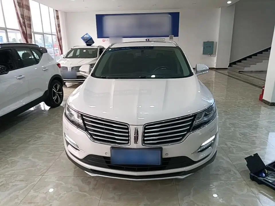 Lincoln MKC 2017 2.0T Four-Wheel Drive Zunya Edition — миниатюра 2