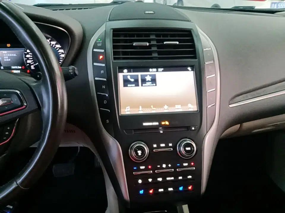 Lincoln MKC 2017 2.0T Four-Wheel Drive Zunya Edition — миниатюра 16