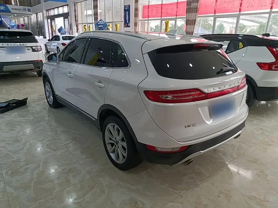 Lincoln MKC 2017 2.0T Four-Wheel Drive Zunya Edition — миниатюра 4