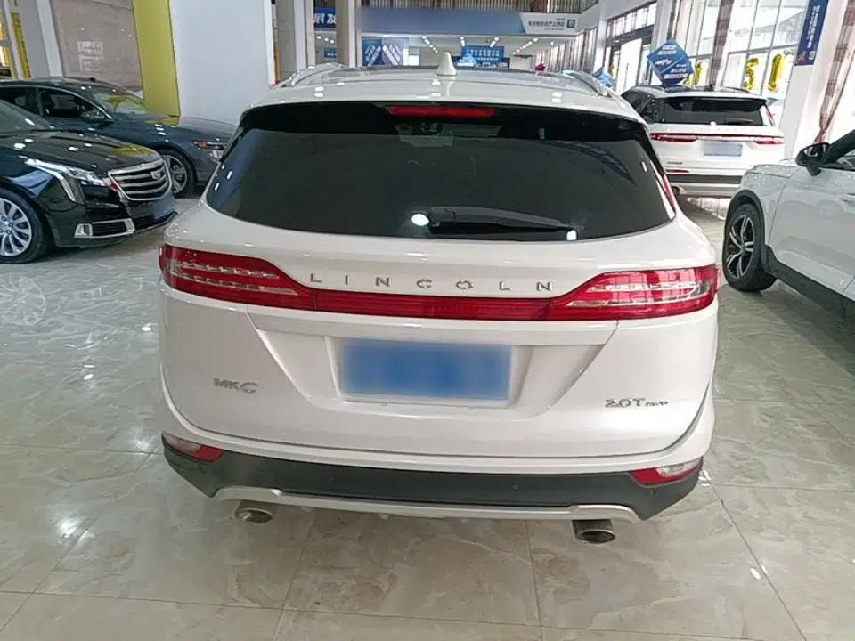 Lincoln MKC 2017 2.0T Four-Wheel Drive Zunya Edition — миниатюра 5