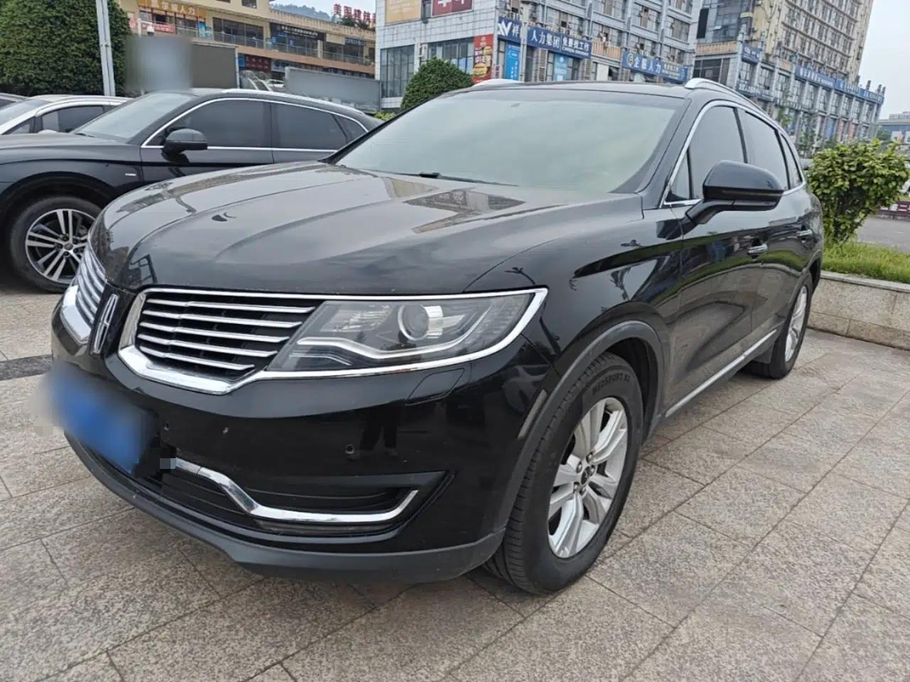 Lincoln MKX 2017 2.0T Two-Wheel Drive Deluxe Edition — миниатюра 1