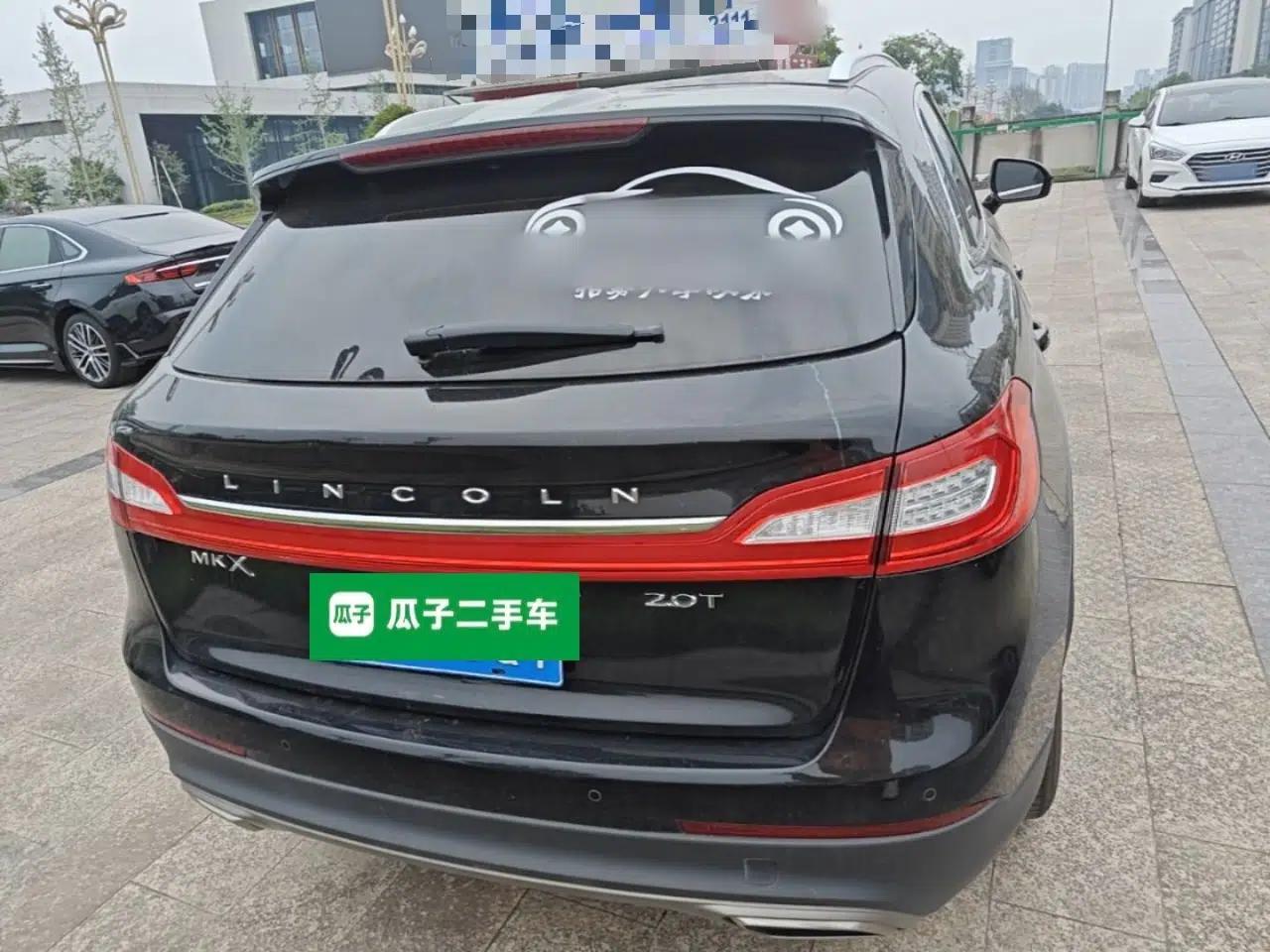 Lincoln MKX 2017 2.0T Two-Wheel Drive Deluxe Edition — миниатюра 5