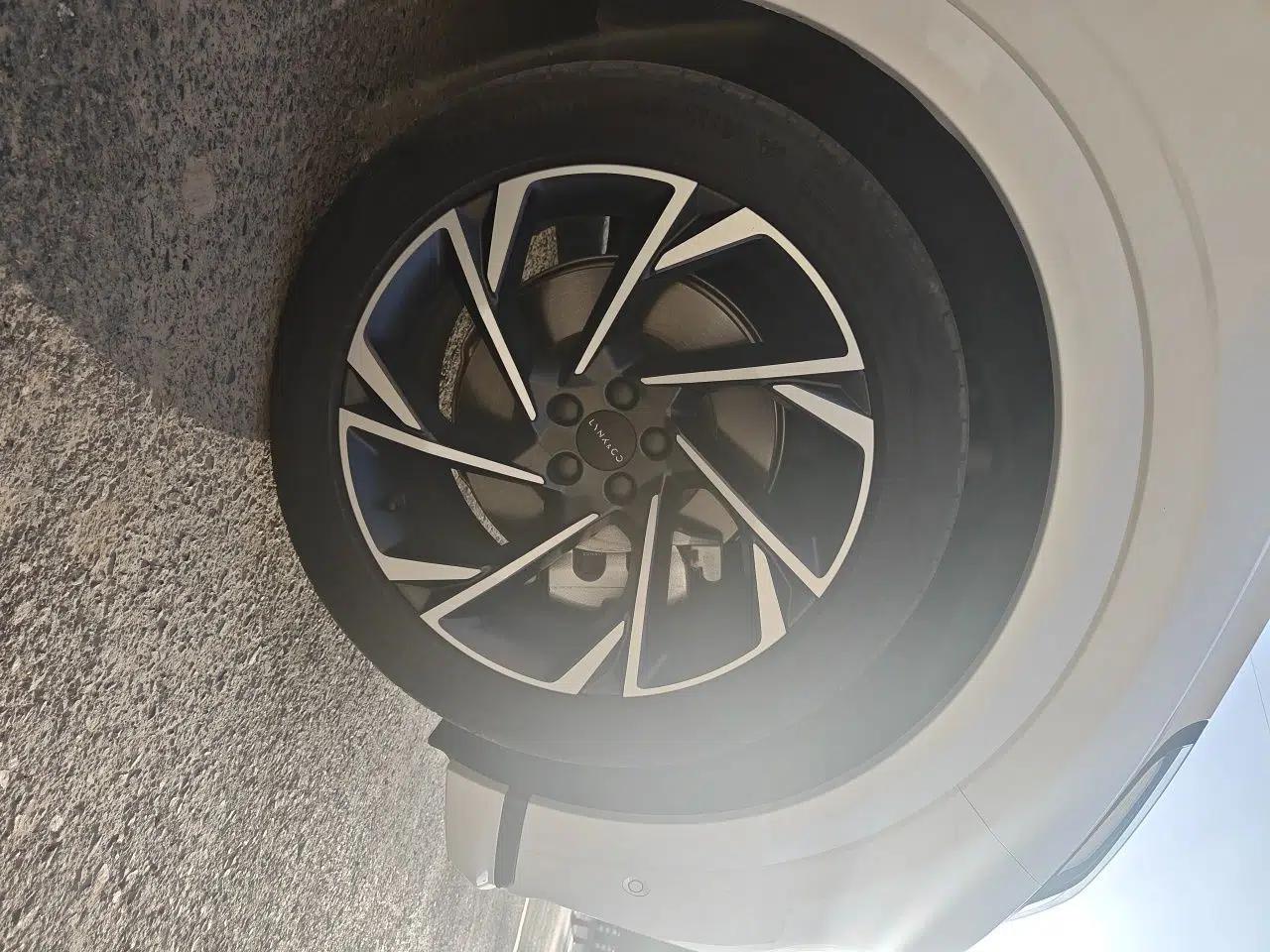 Lynk & Co 09 EM-P 2021 2.0T PHEV Halo Six-Seater — миниатюра 8