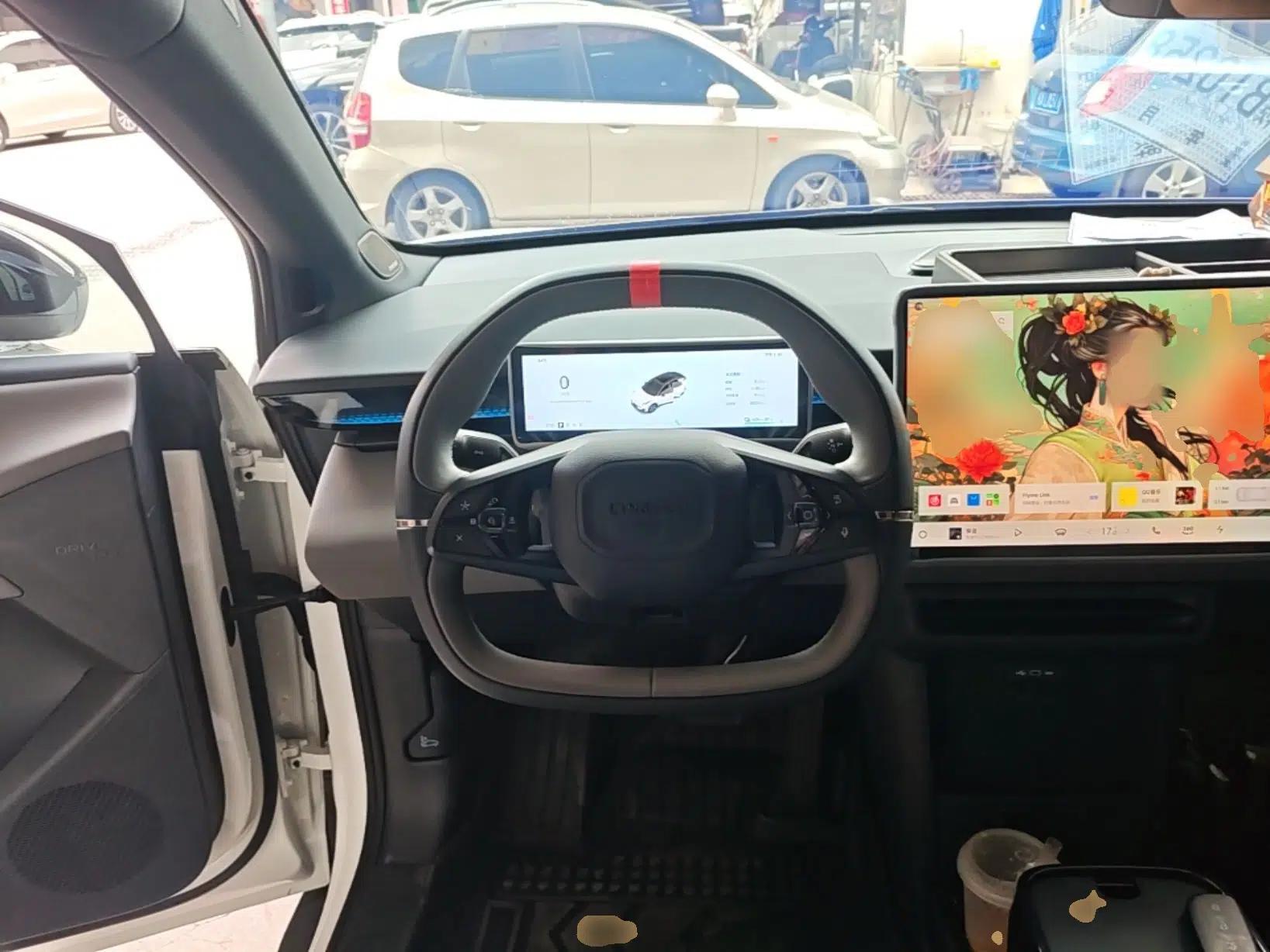 Lynk & Co Z20 2025 530 km Range Rear-Wheel Drive Pro — миниатюра 14