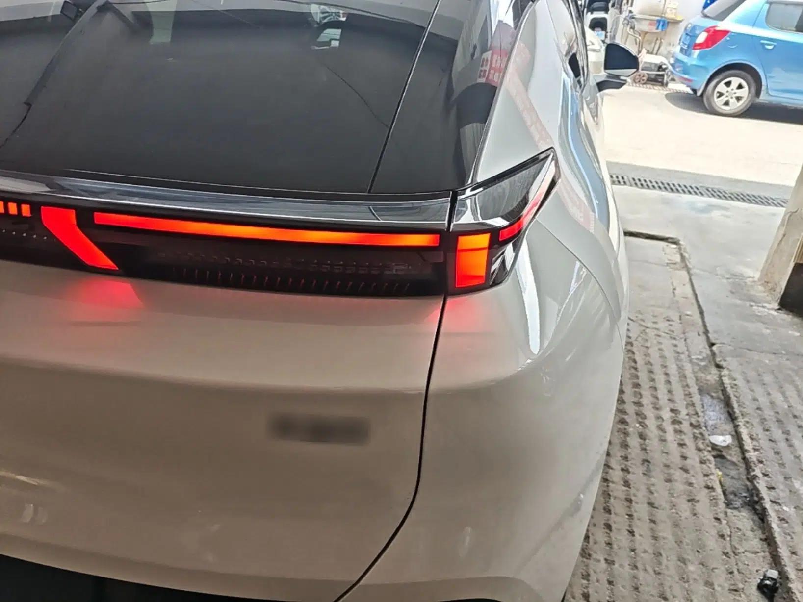 Lynk & Co Z20 2025 530 km Range Rear-Wheel Drive Pro — миниатюра 7