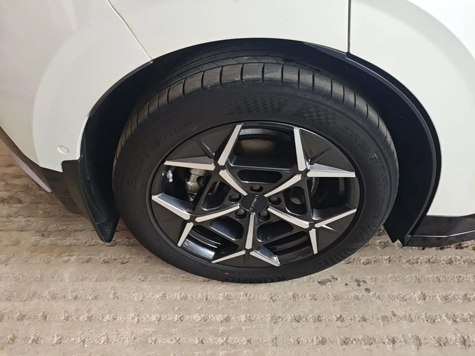 Lynk & Co Z20 2025 530 km Range Rear-Wheel Drive Pro — миниатюра 10