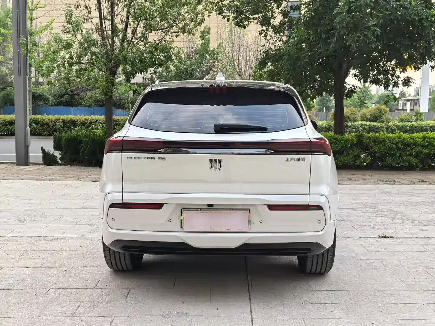 Buick E5 2023 Premium Standard Range Edition — миниатюра 8