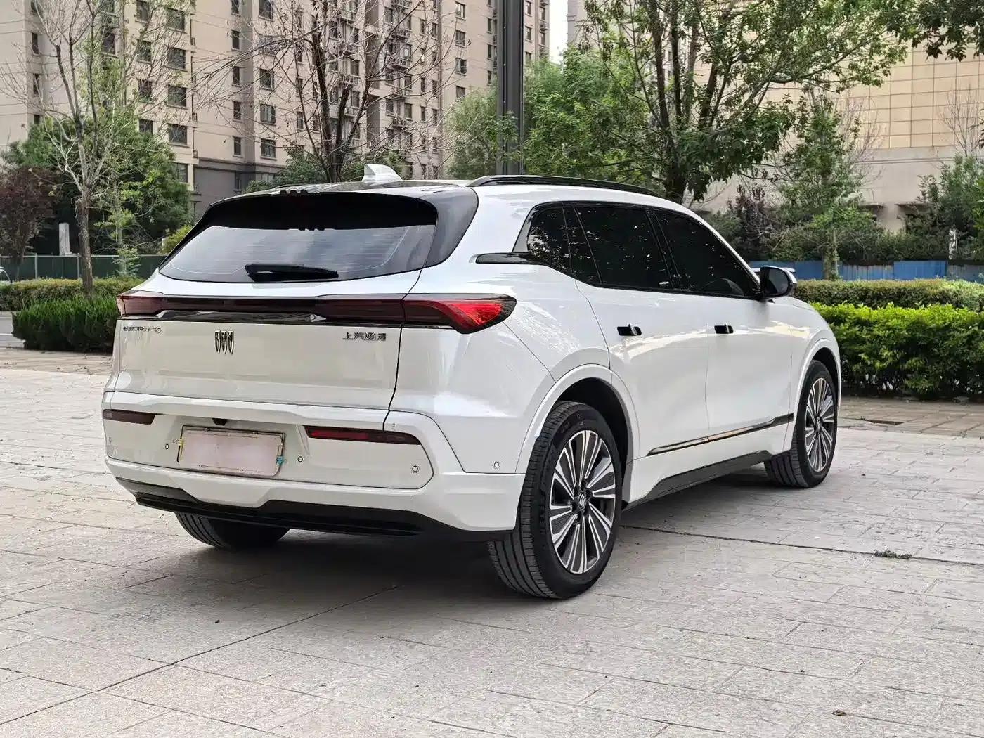Buick E5 2023 Premium Standard Range Edition — миниатюра 9