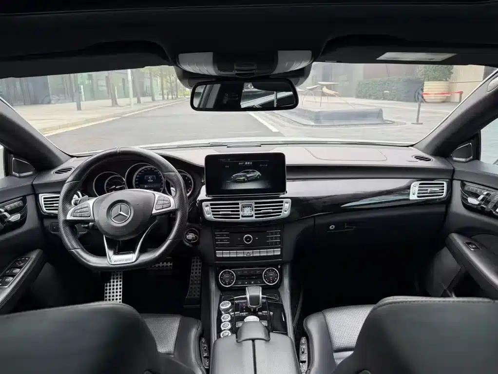 2015 Mercedes-Benz CLS AMG 63 4MATIC — миниатюра 7