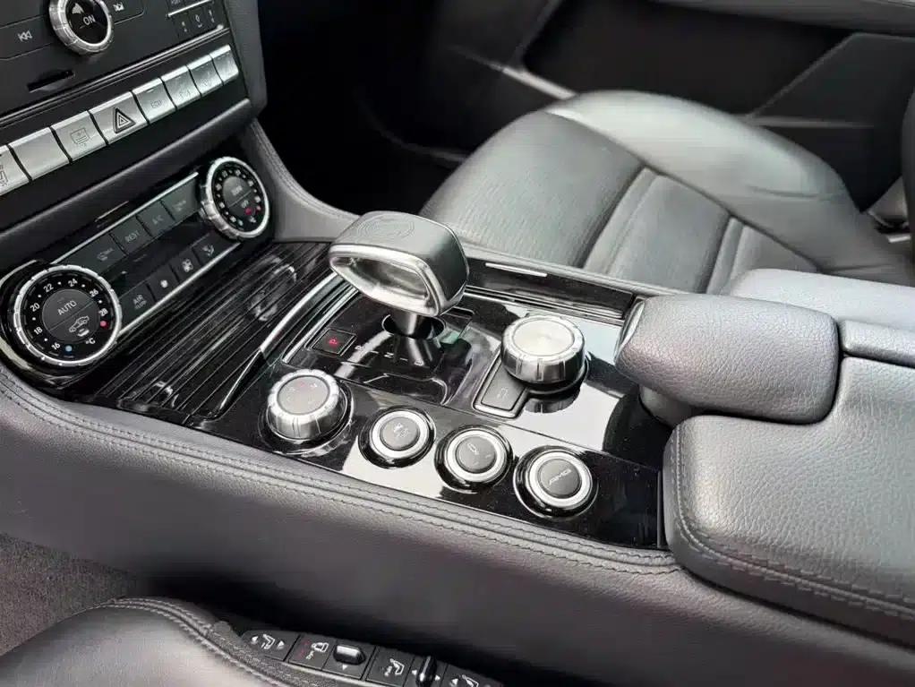 2015 Mercedes-Benz CLS AMG 63 4MATIC — миниатюра 8