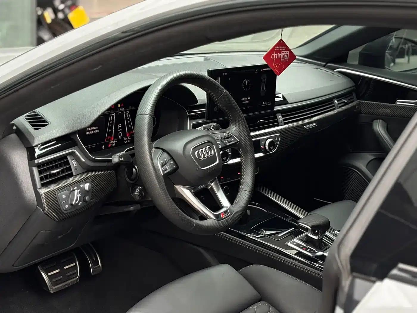 Audi RS 5 2022 RS 5 2.9T Sportback Dark Gold Edition — миниатюра 9