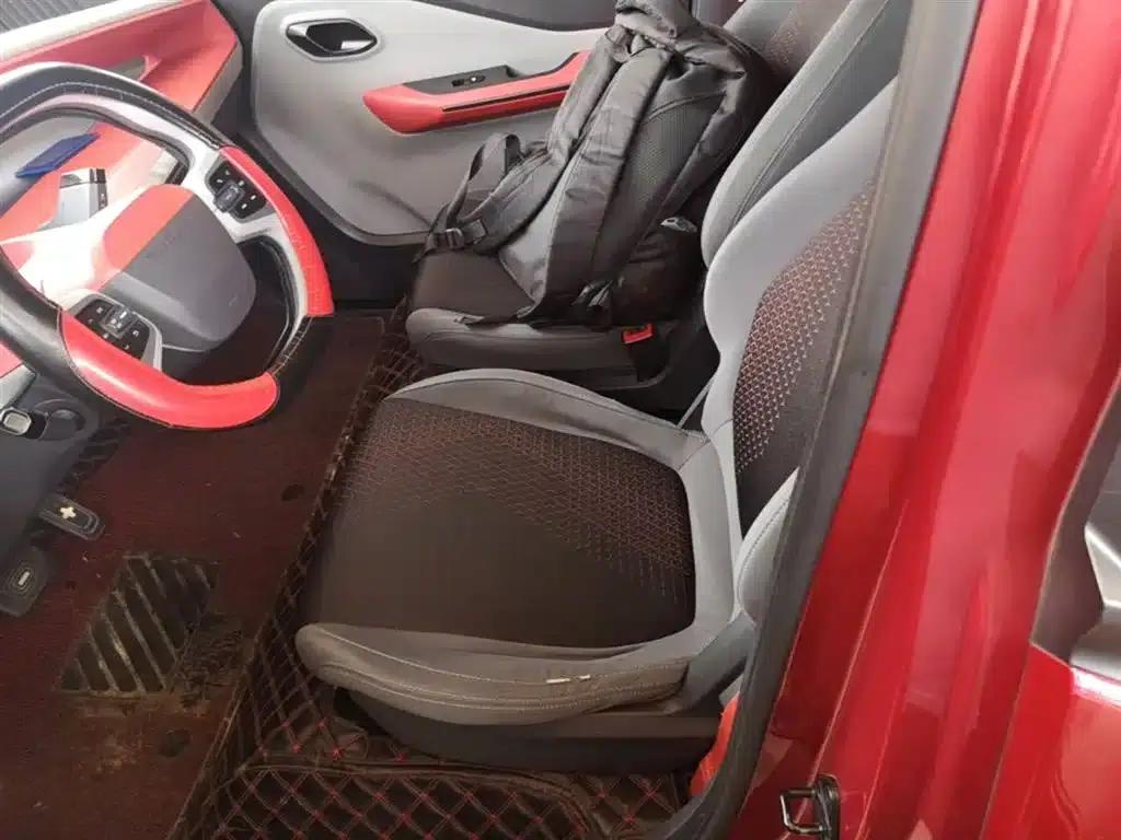 Baojun E200 2018 Smart Edition — миниатюра 17