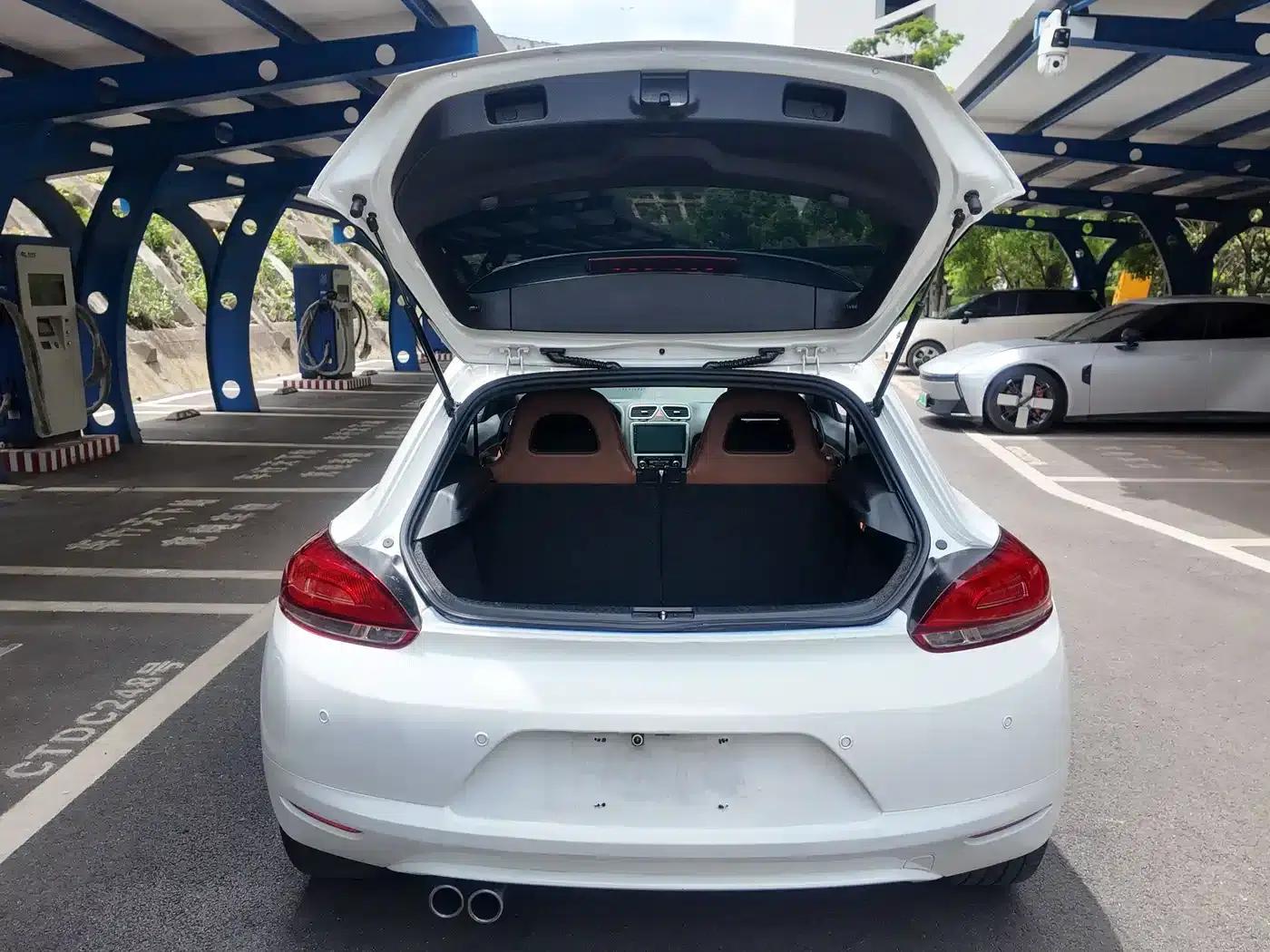 Scirocco 2011 2.0TSI Luxury Edition — миниатюра 20