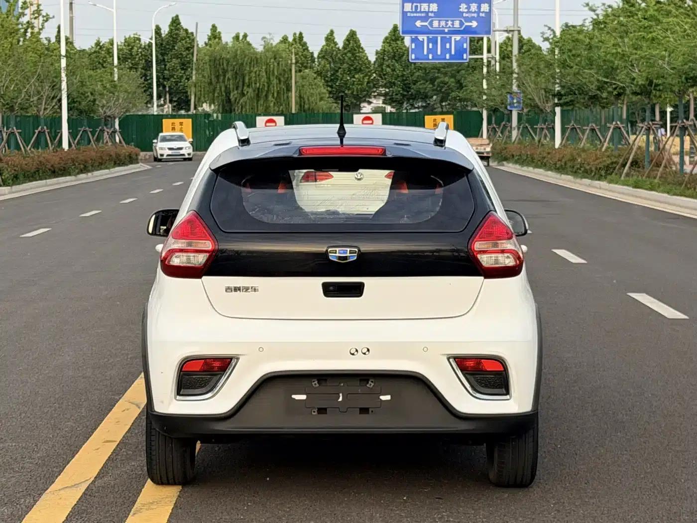 Geely Vision X1 2017 1.3L Automatic Player Edition — миниатюра 8
