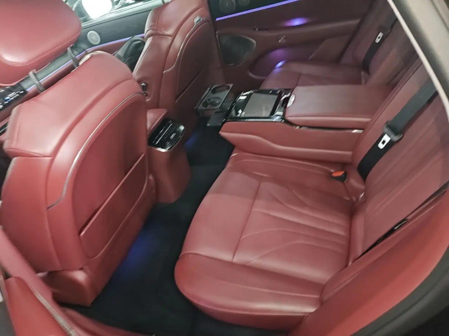 VOYAH Lantu Chiguang L 2026 Four-Wheel-Drive Ultra — миниатюра 20