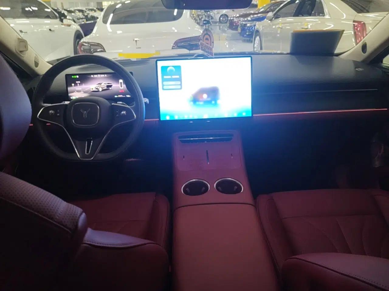 VOYAH Lantu Chiguang L 2026 Four-Wheel-Drive Ultra — миниатюра 13
