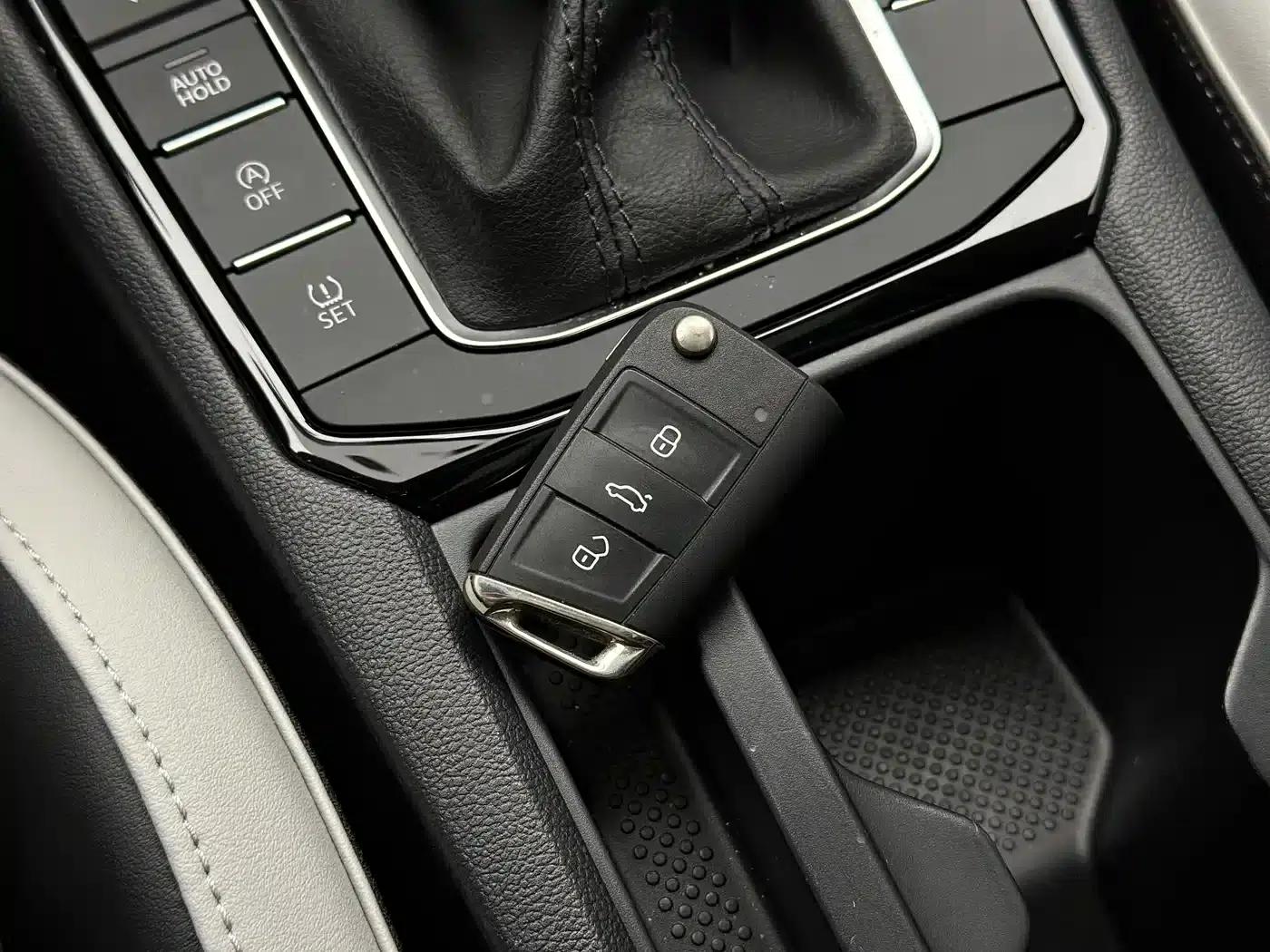Jetta VA7 2025 1.4T Automatic First-Come, First-Served Edition — миниатюра 17