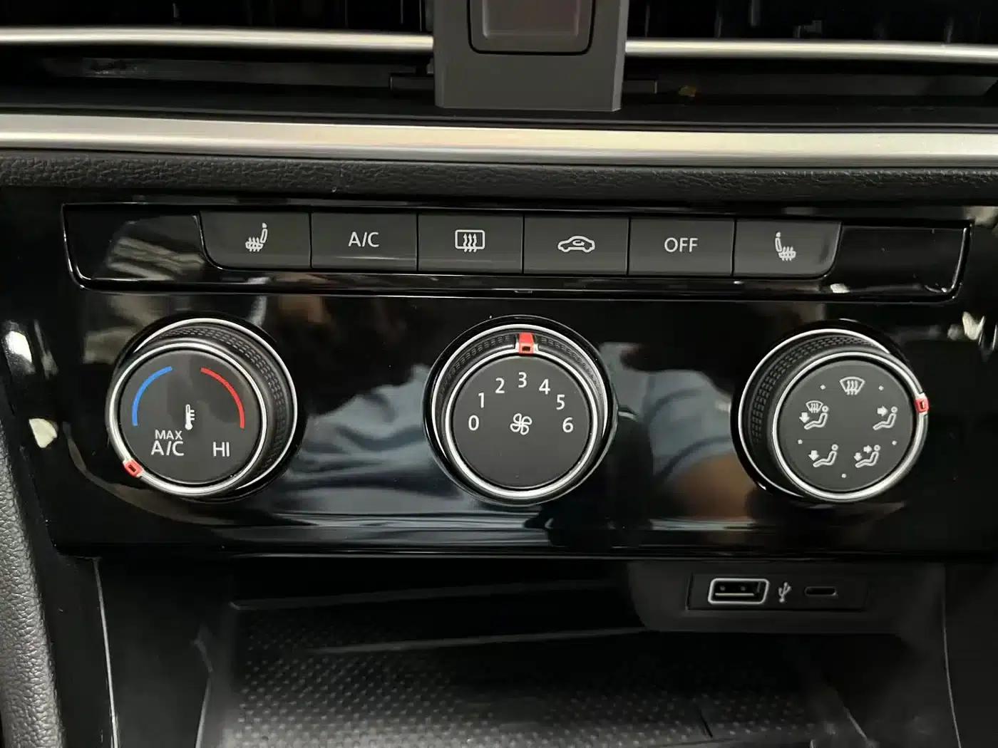 Jetta VA7 2025 1.4T Automatic First-Come, First-Served Edition — миниатюра 18