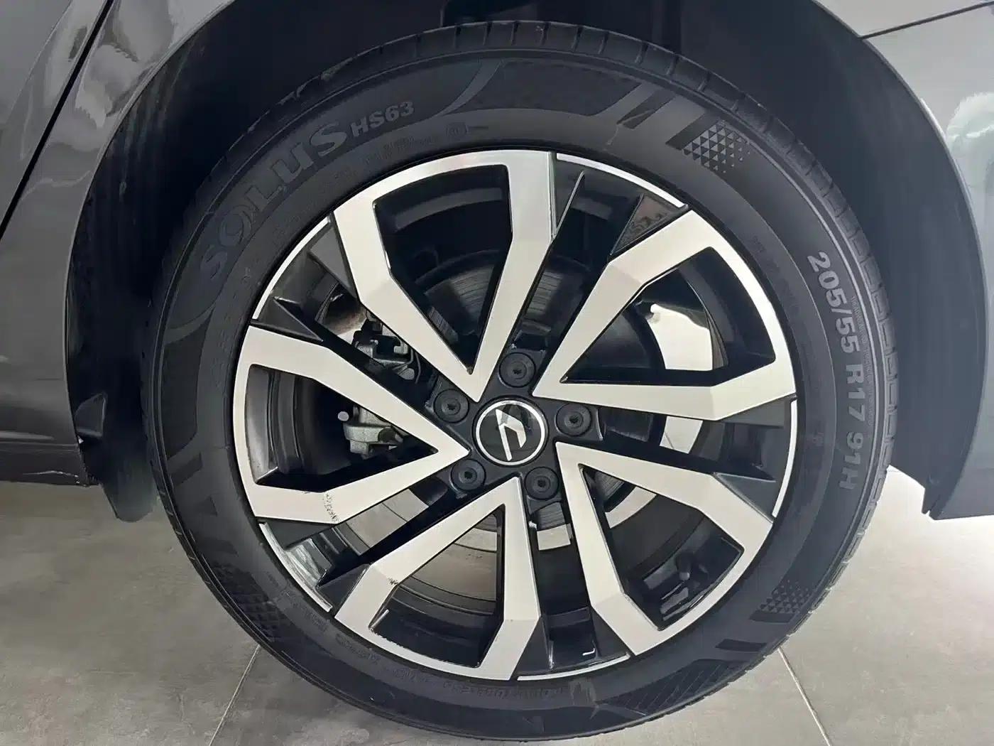 Jetta VA7 2025 1.4T Automatic First-Come, First-Served Edition — миниатюра 22