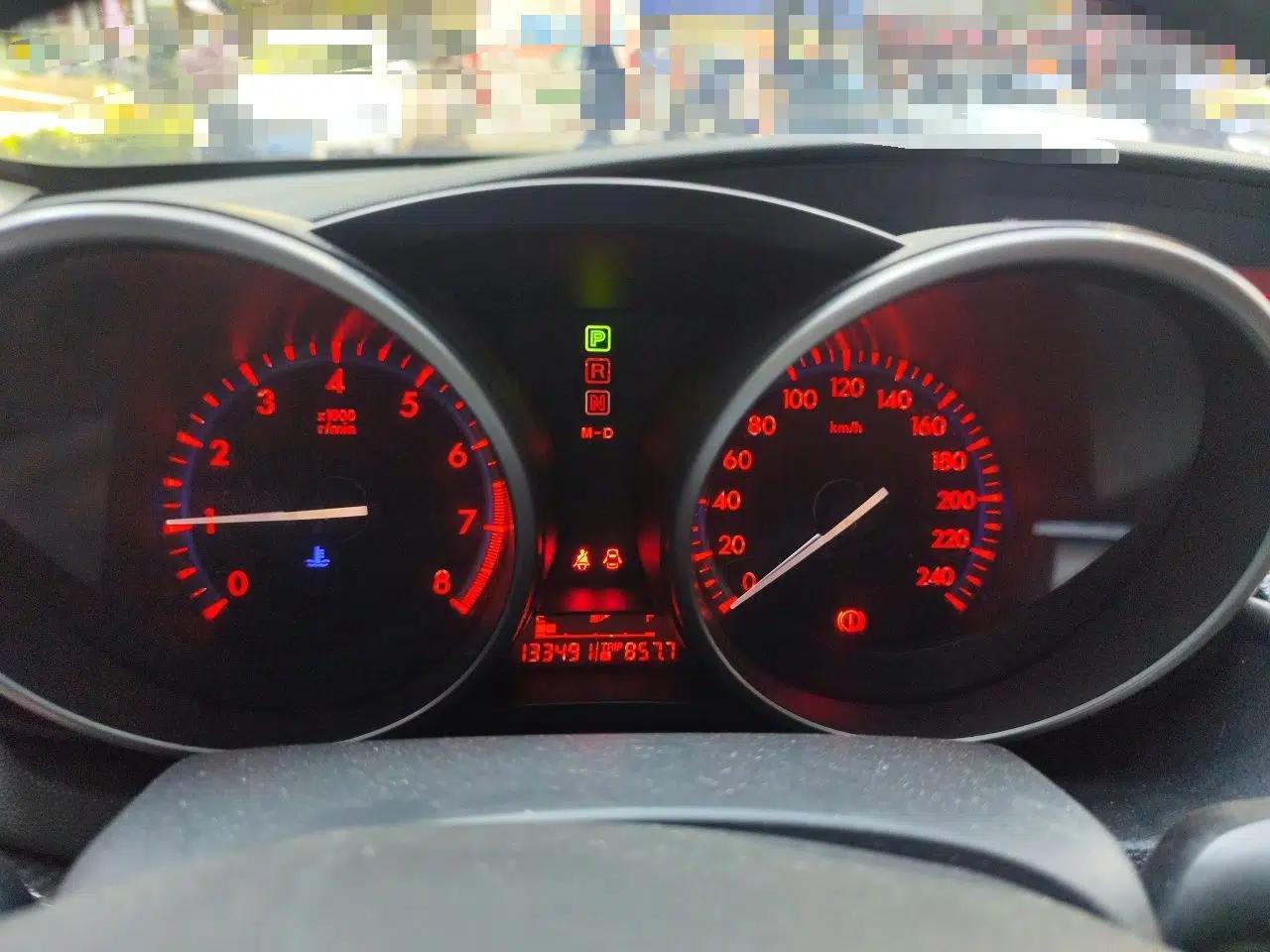 Mazda 3 2012 Hatchback 2.0L Automatic Luxury Model — миниатюра 12
