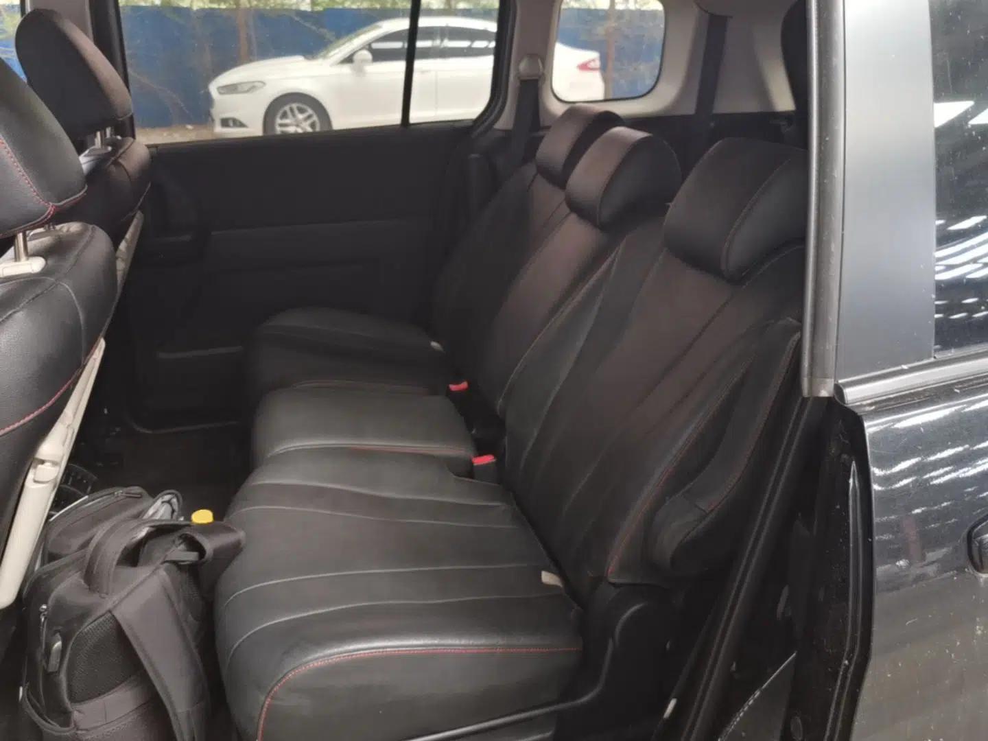 Mazda 5 2013 2.0L Automatic Comfort Edition — миниатюра 20