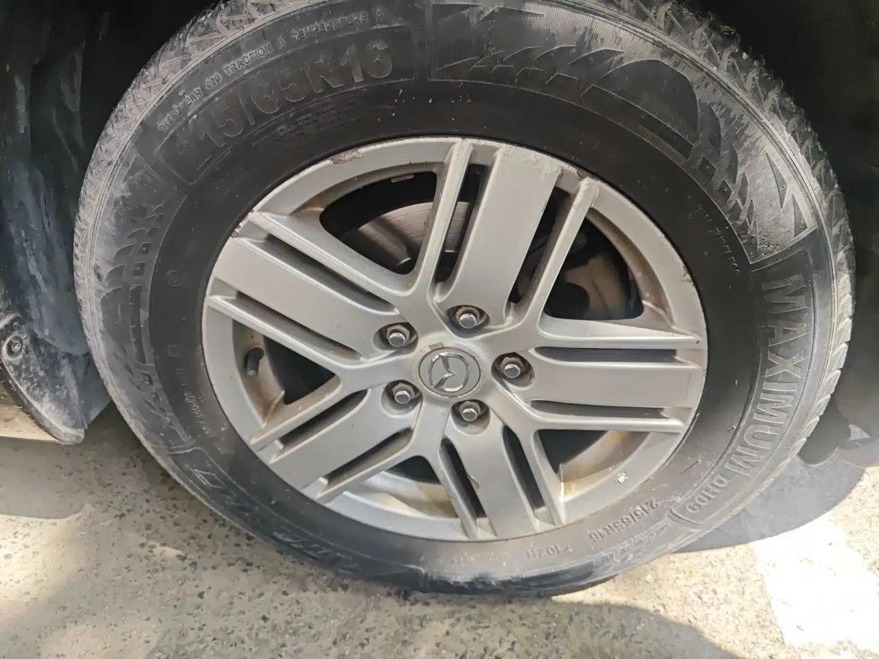 Mazda 8 2011 2.3L Deluxe Edition — миниатюра 8