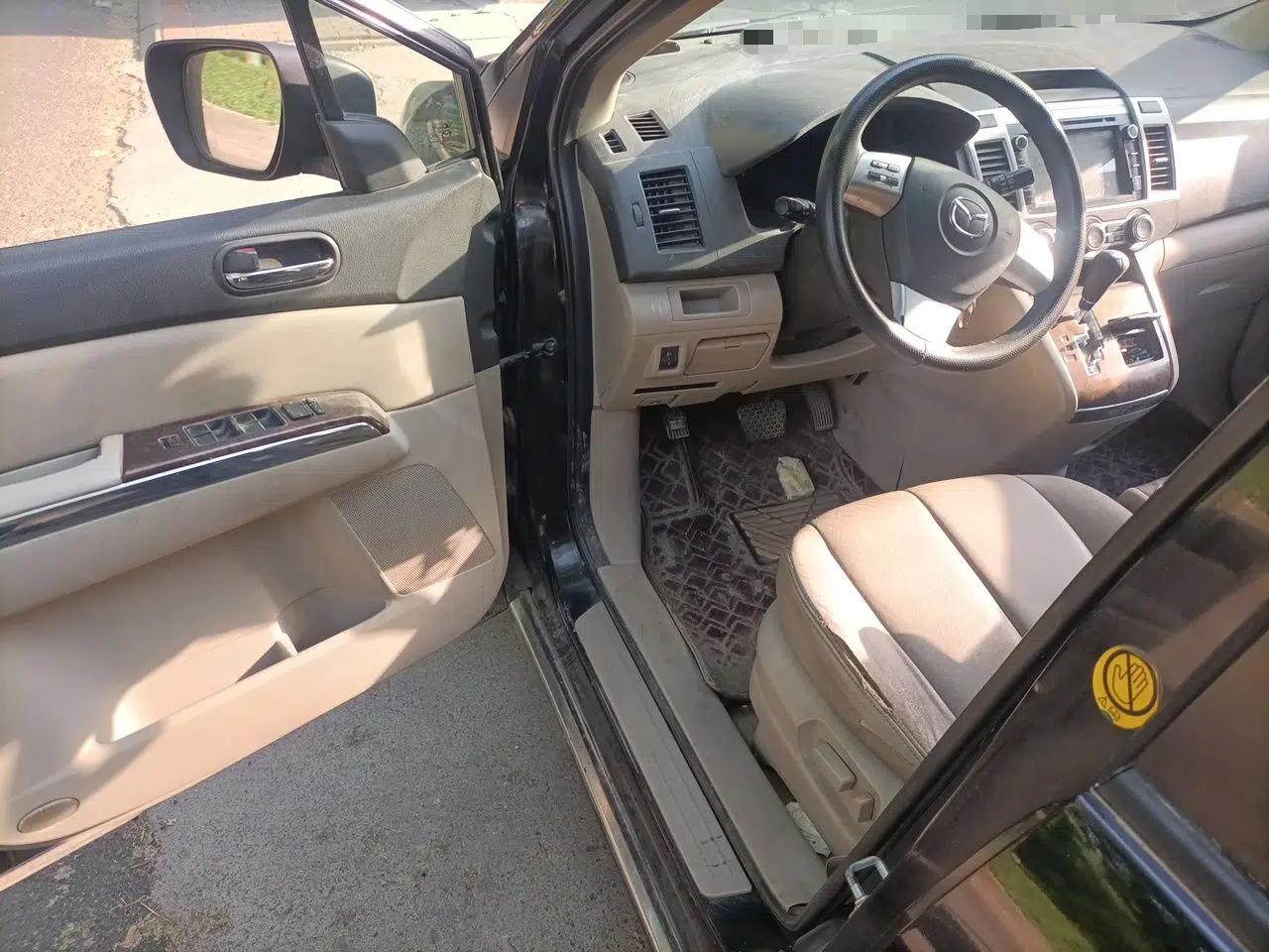 Mazda 8 2011 2.3L Deluxe Edition — миниатюра 17