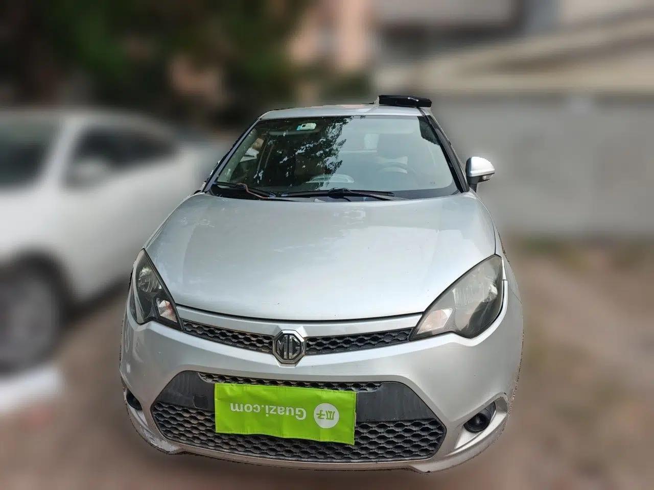 MG 3 2013 1.3L Manual Comfort Edition — миниатюра 2