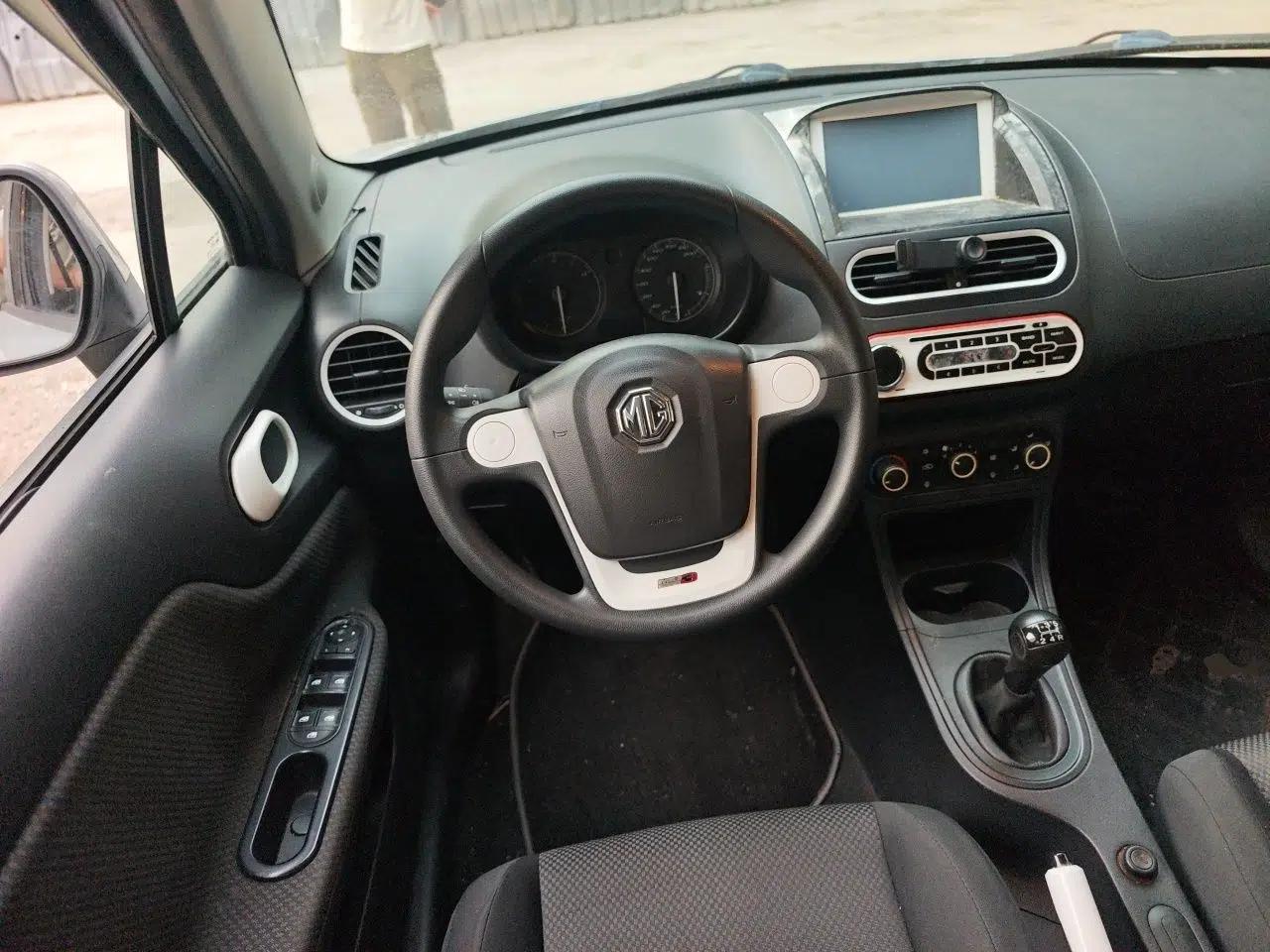 MG 3 2013 1.3L Manual Comfort Edition — миниатюра 11