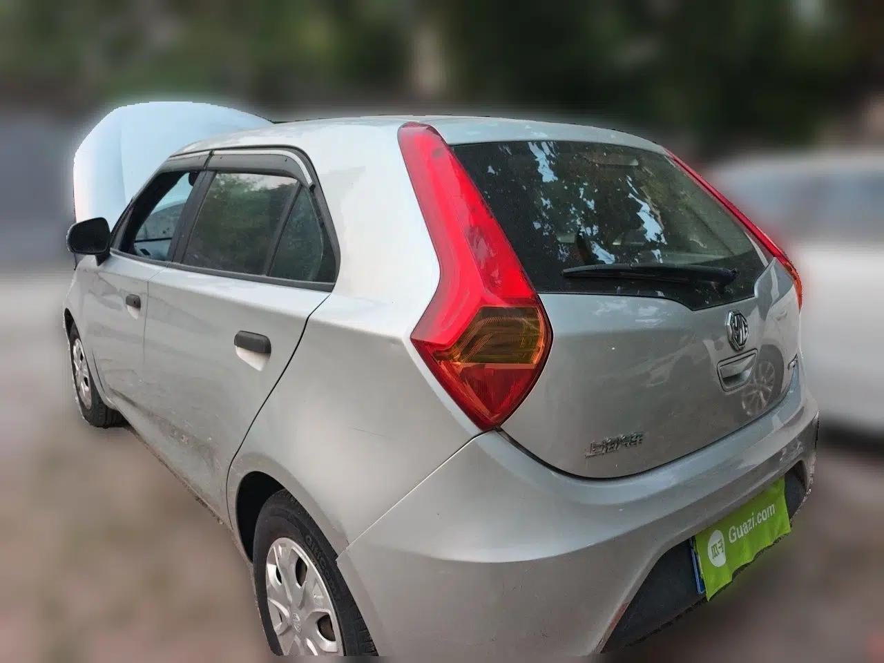 MG 3 2013 1.3L Manual Comfort Edition — миниатюра 4