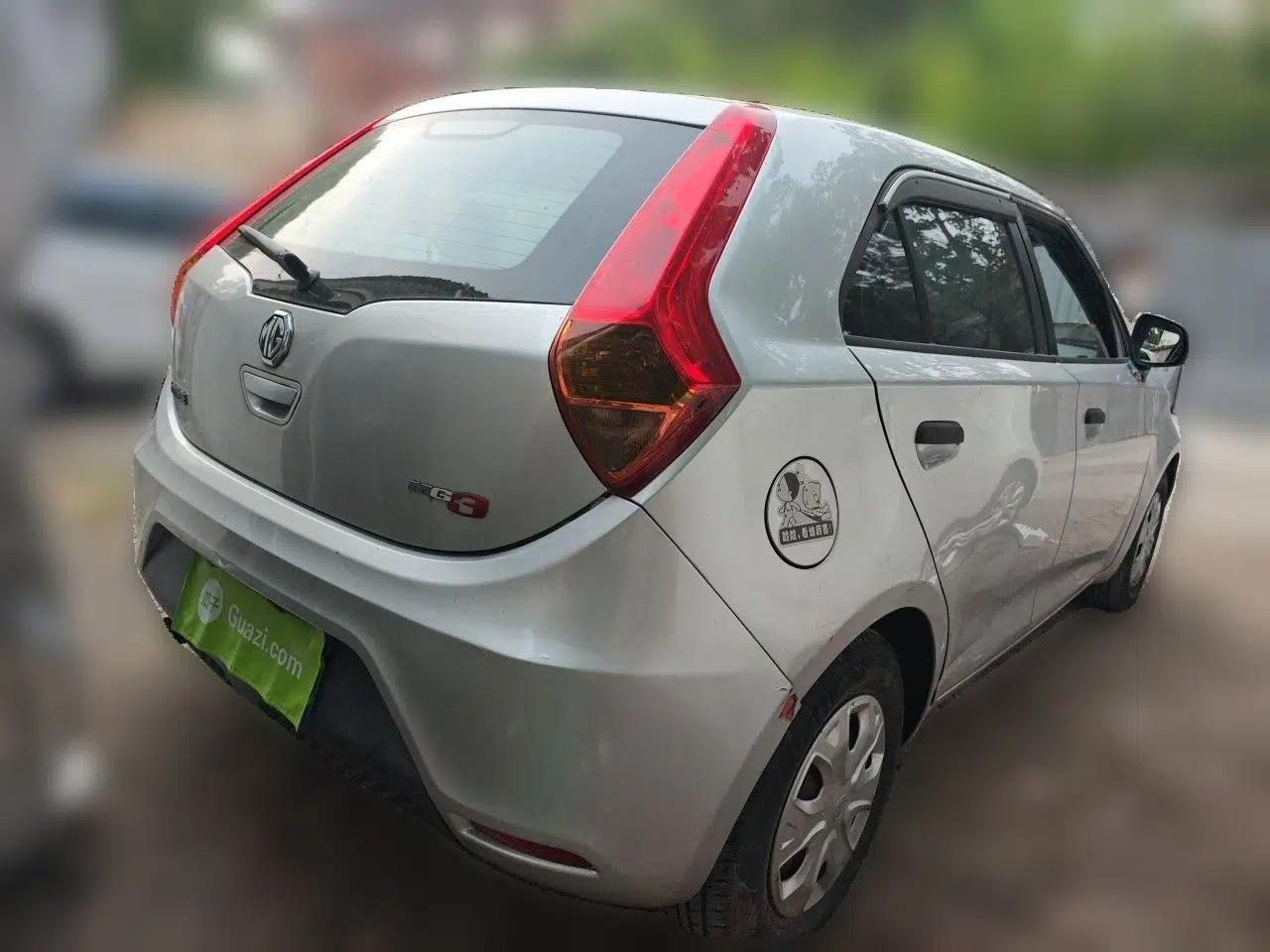MG 3 2013 1.3L Manual Comfort Edition — миниатюра 6