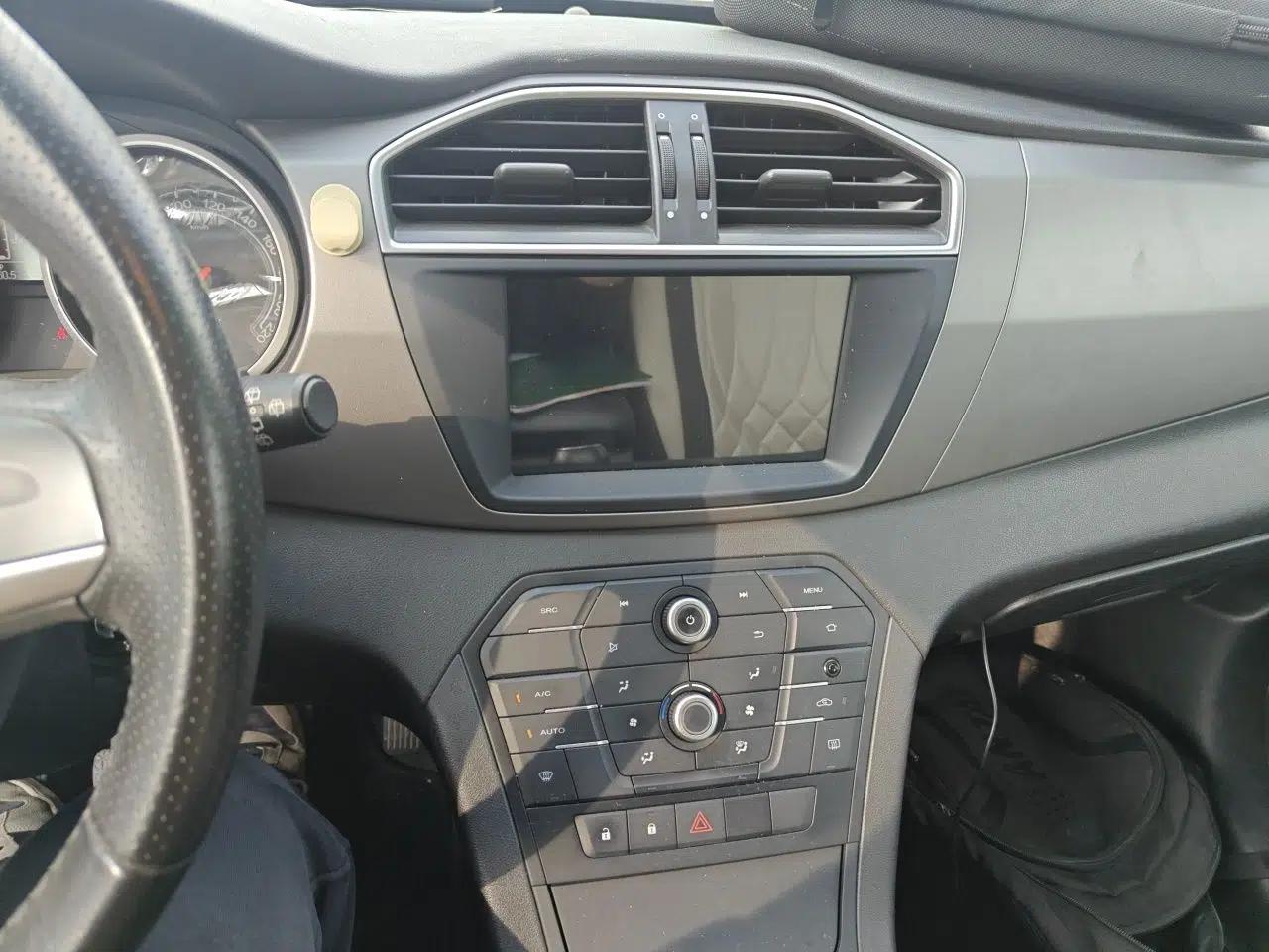 MG GS 2016 1.5TGI Manual Value Edition — миниатюра 12