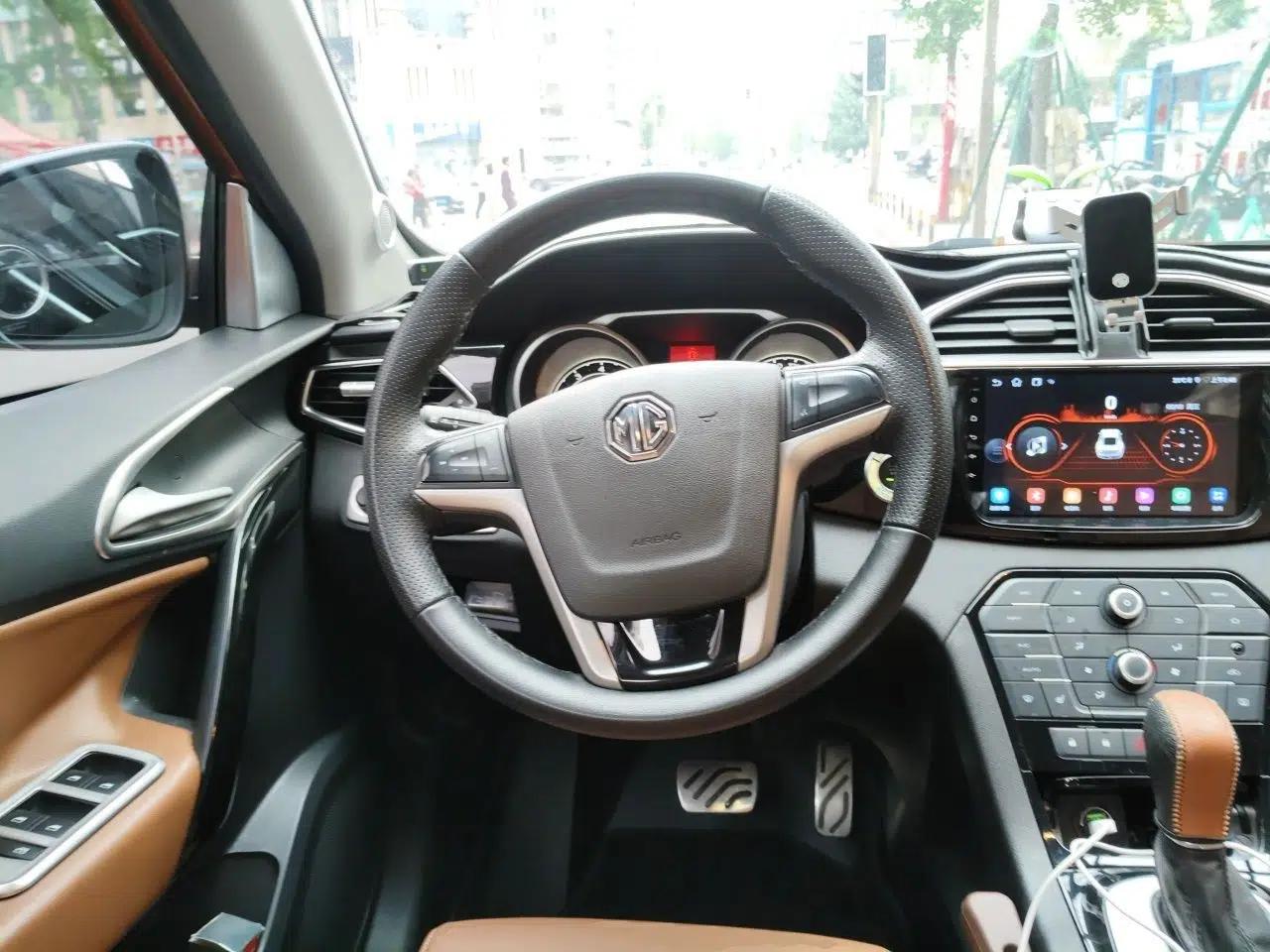 MG GS 2016 2.0TGI TST Four-Wheel Drive Flagship Edition — миниатюра 11