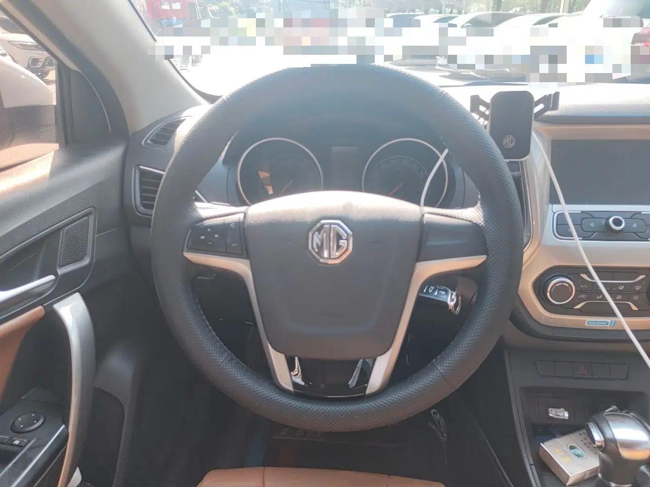MG GT 2016 1.5L Automatic Value-Added Luxury Edition — миниатюра 11