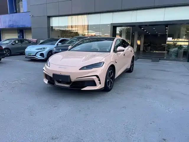 Seal 06GT 2025 550 4WD Hot Wave Edition