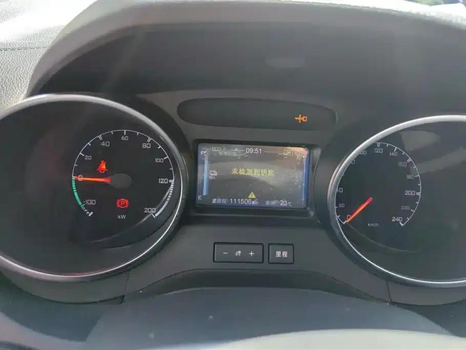 Yuan New Energy 2018 EV360 Smart Connected Cool Edition — миниатюра 14
