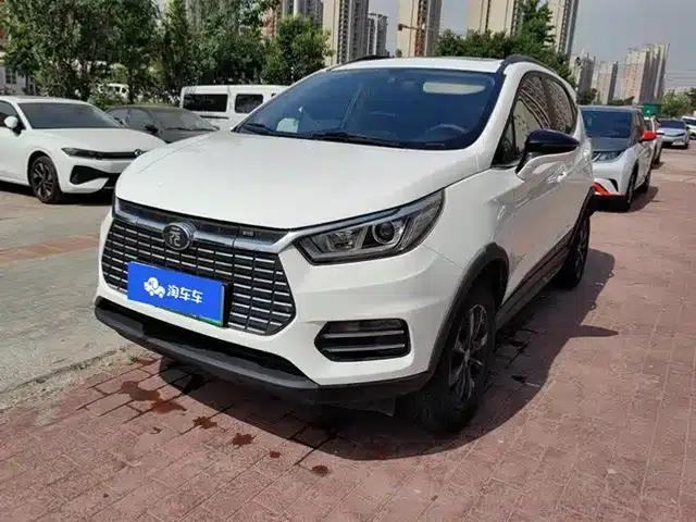 Yuan New Energy 2018 EV360 Smart Connected Cool Edition