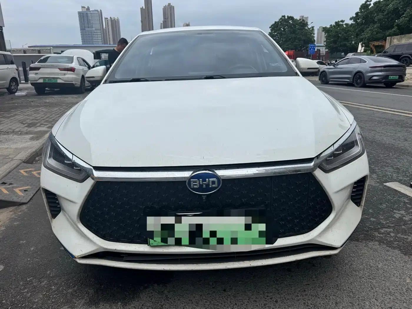BYD e2 2019 Standard Range Edition, Yue Standard Model — миниатюра 2