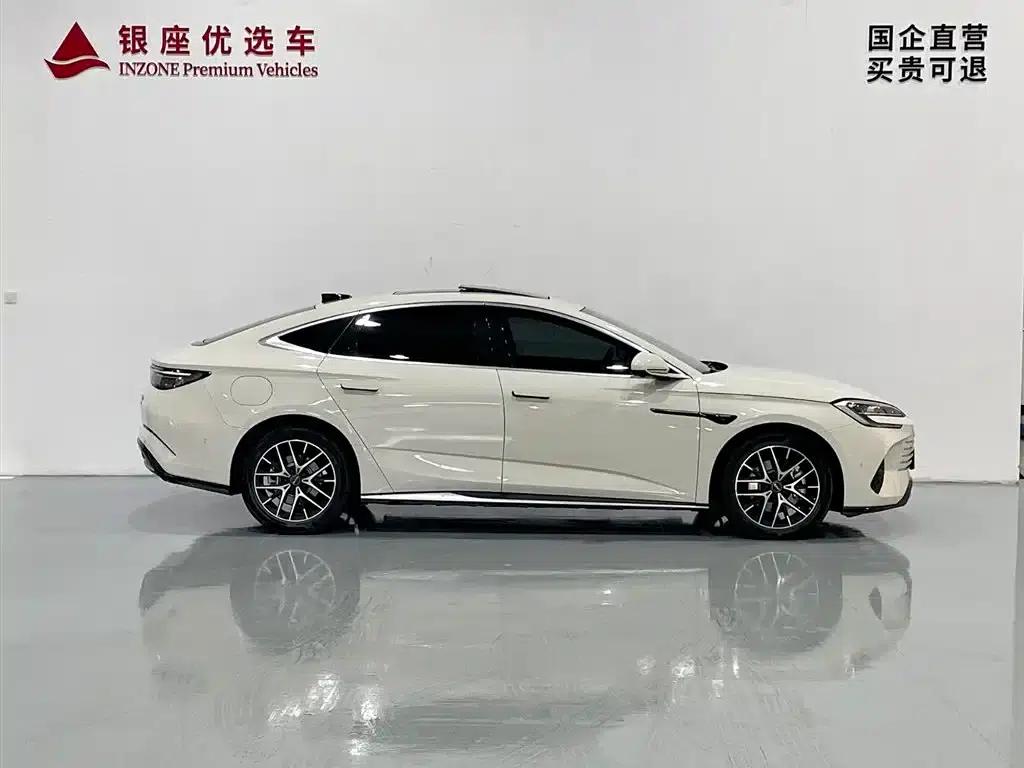 Seal 07 DM-i 2025 Intelligent Driving Edition DM-i 1.5L 125km Premium Model — миниатюра 4