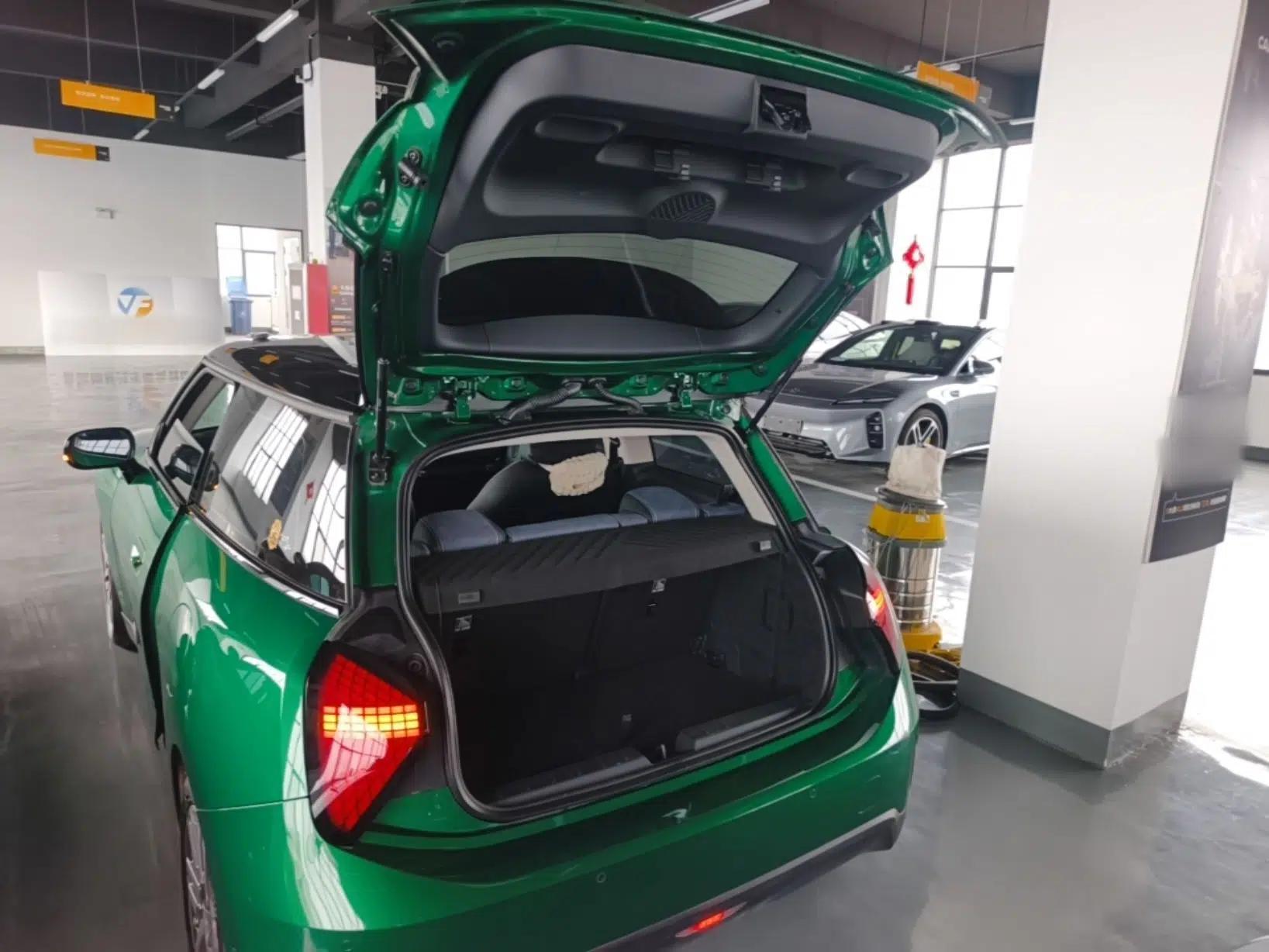 MINI Electric COOPER 2024 456km COOPER E Classic Edition — миниатюра 22