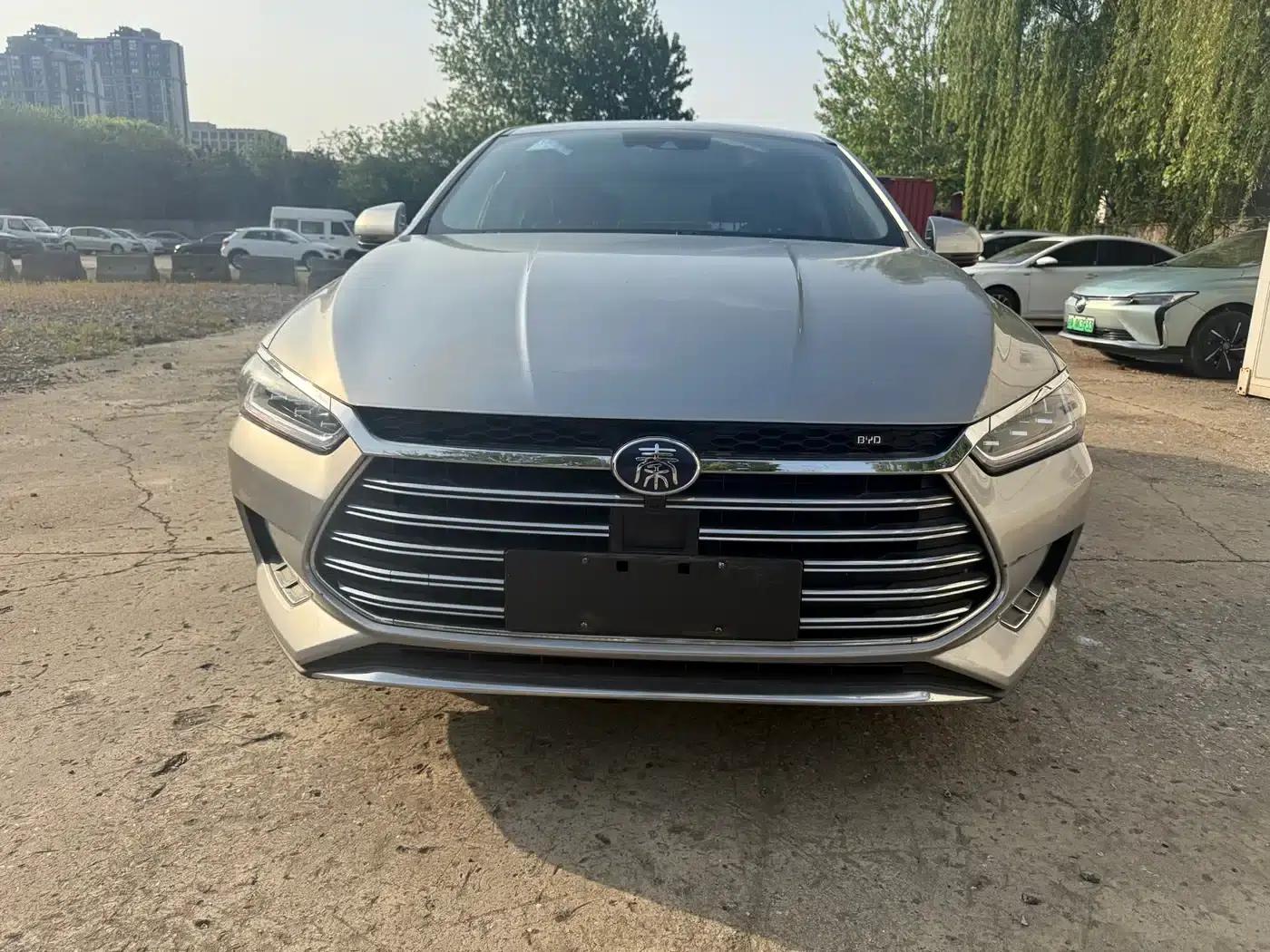 Qin Pro New Energy 2019 DM Super Edition 1.5TI Automatic Intelligent Connected Speed Model (National VI Emission Standard) — миниатюра 2