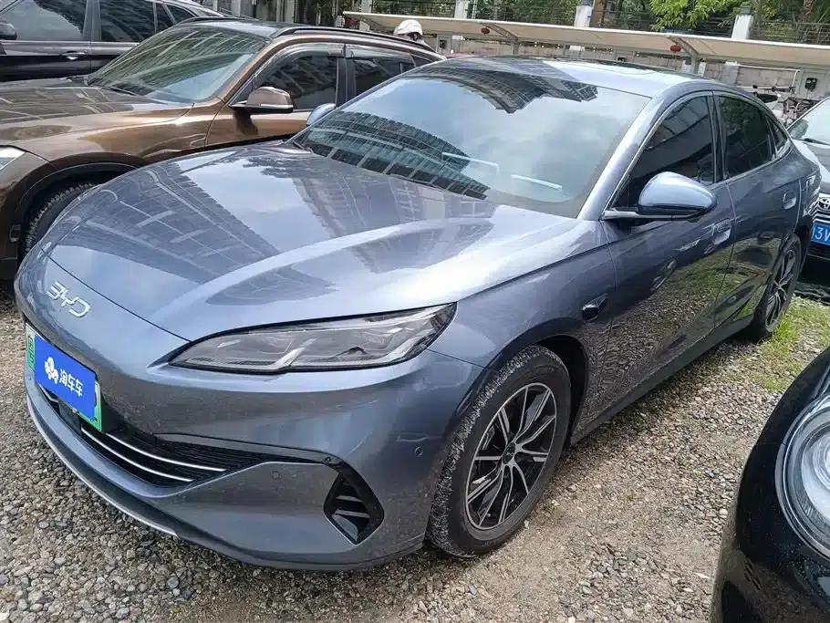 Seal 06 DM-i Touring Edition 2025 DM-i 150KM Premium Model — миниатюра 1