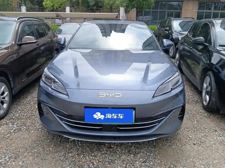 Seal 06 DM-i Touring Edition 2025 DM-i 150KM Premium Model — миниатюра 2