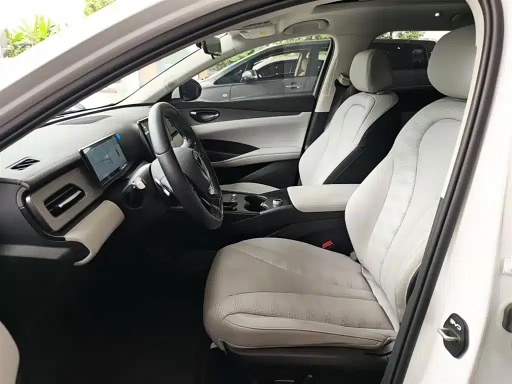 Seal 06 DM-i Touring Edition 2025 DM-i 80KM Premium — миниатюра 15