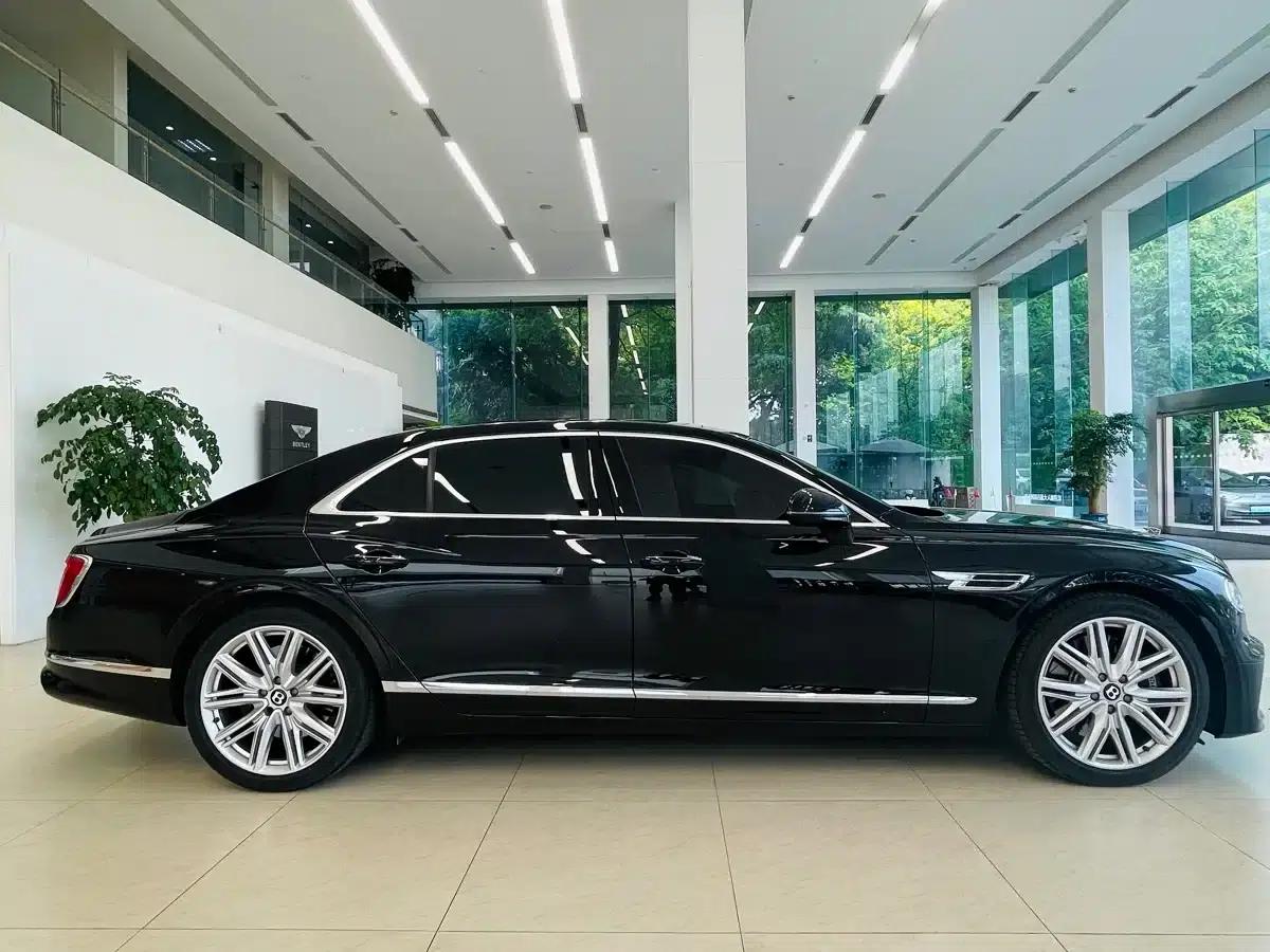 2024 Flying Spur Plug-in Hybrid 2.9T V6 Hybrid — миниатюра 4