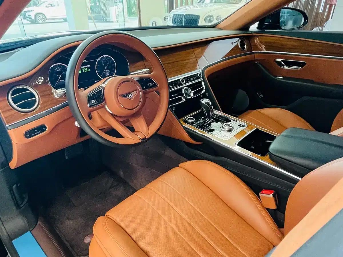 2024 Flying Spur Plug-in Hybrid 2.9T V6 Hybrid — миниатюра 10