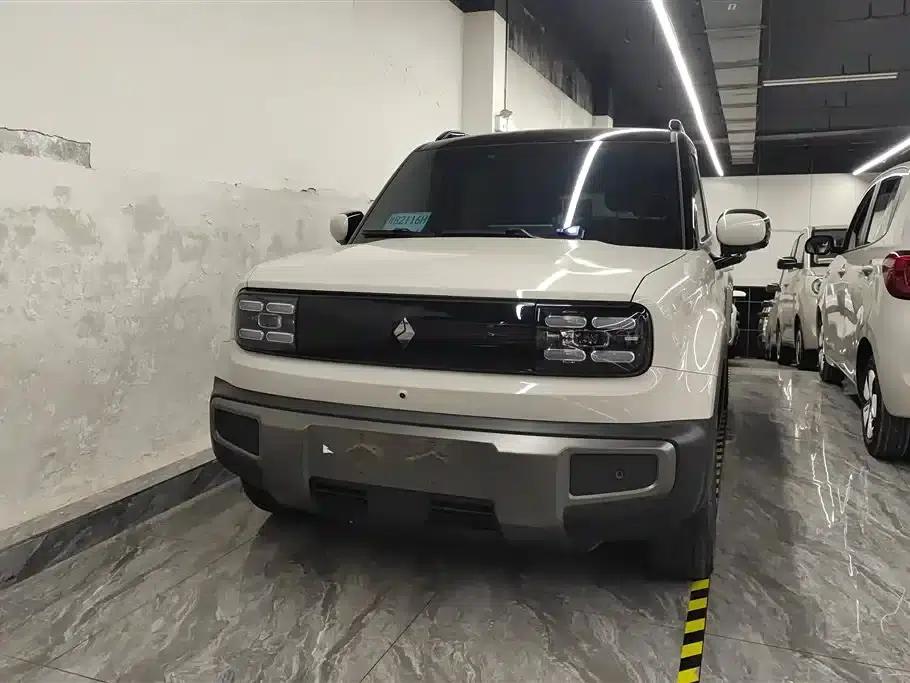 Baojun Yueye Plus 2026 Model 301km Flagship Edition — миниатюра 2