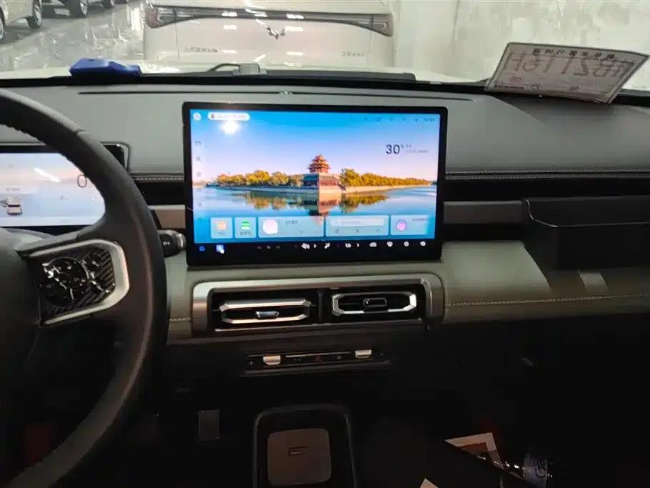 Baojun Yueye Plus 2026 Model 301km Flagship Edition — миниатюра 13