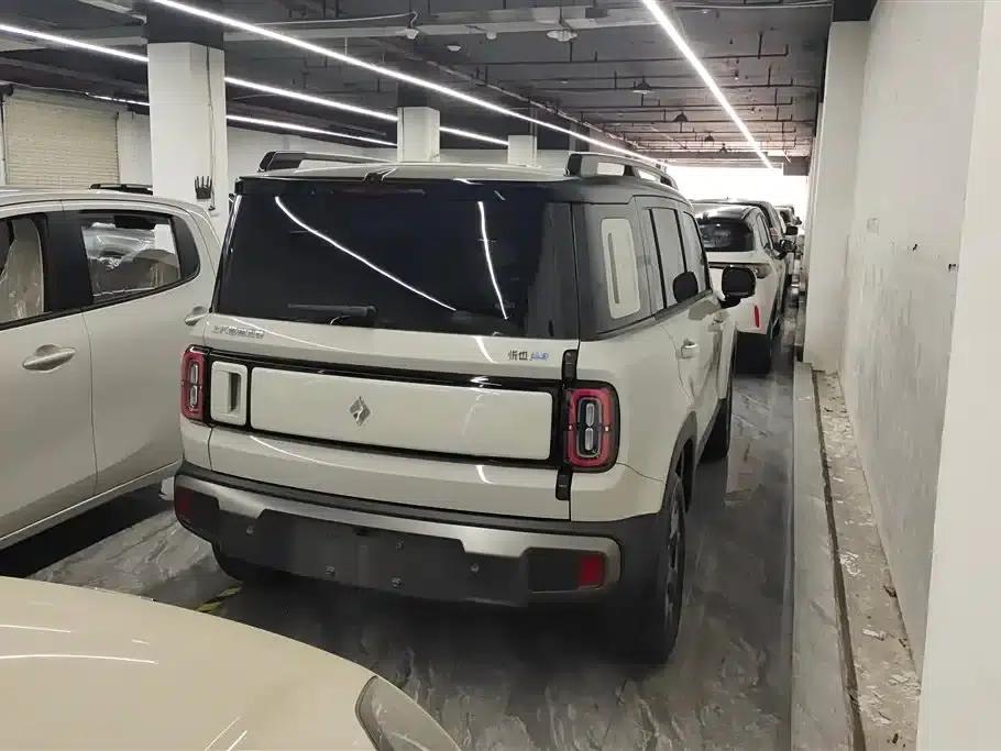 Baojun Yueye Plus 2026 Model 301km Flagship Edition — миниатюра 3