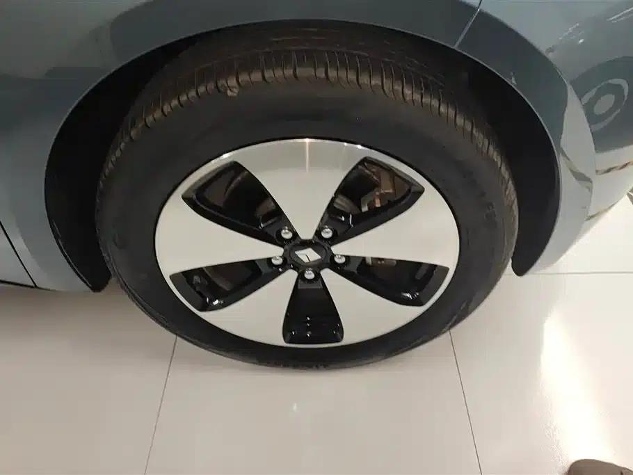 Baojun Cloud 2023 460 Pro — миниатюра 6